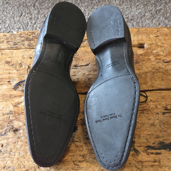 Too Boot New York Black Leather Oxford Shoes with Brogue Detailing - Picture 5 of 7